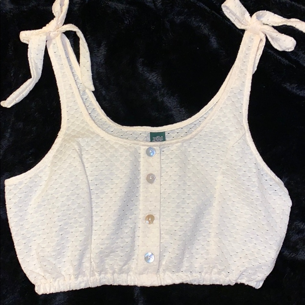 Tie shoulder crop top